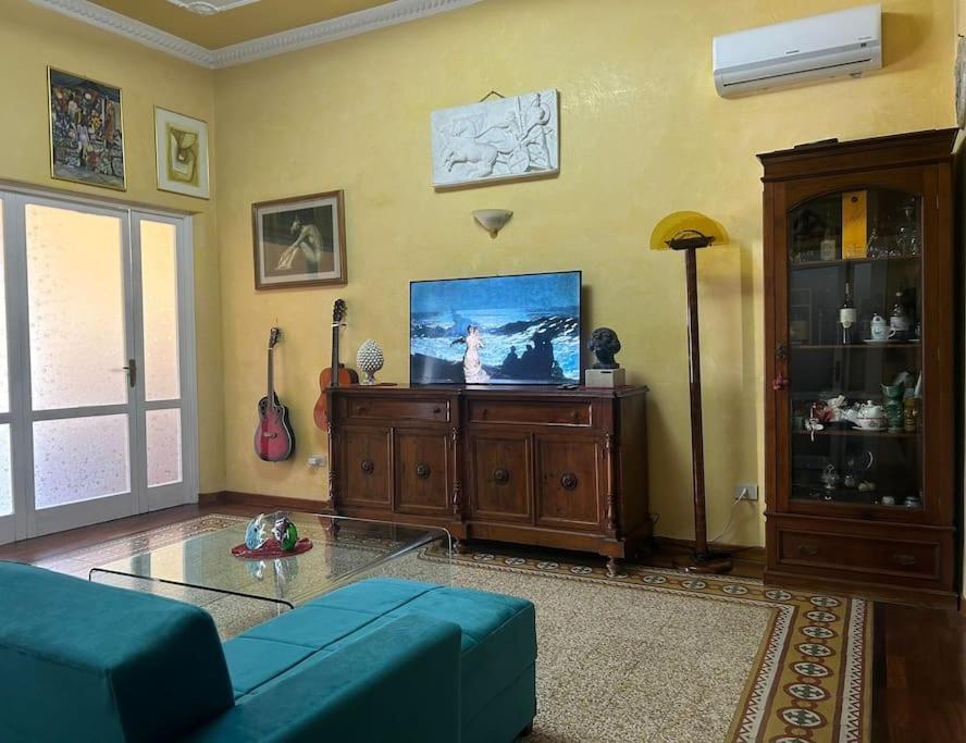 Apartment Suite Cavour Holiday Dream Παλέρμο Εξωτερικό φωτογραφία